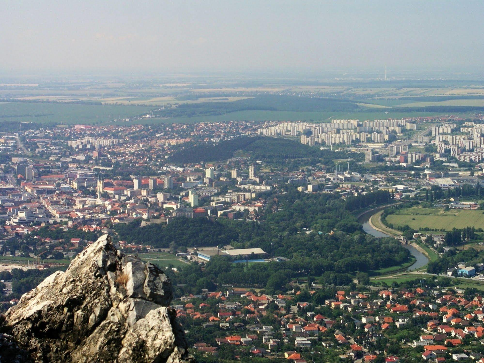 Fukas Apartments Nitra Zewnętrze zdjęcie